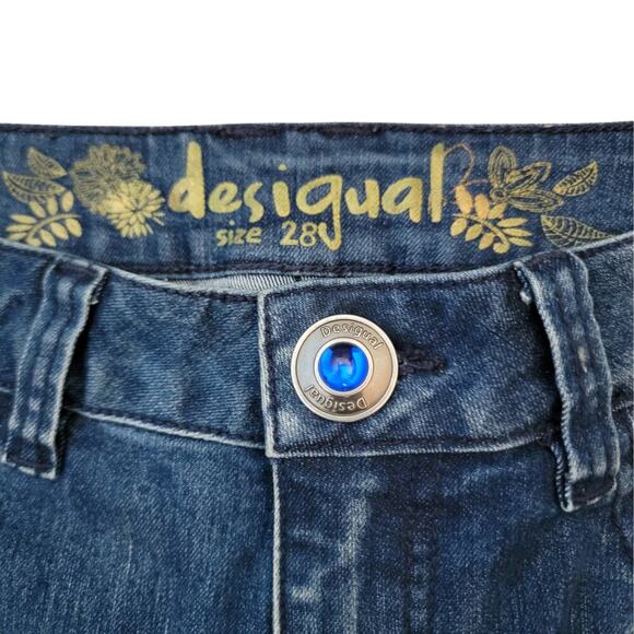 DESIGUAL Karen Floral Embroidered Cropped Jeans Womens 28 Pattern Garden Art - Picture 4 of 13